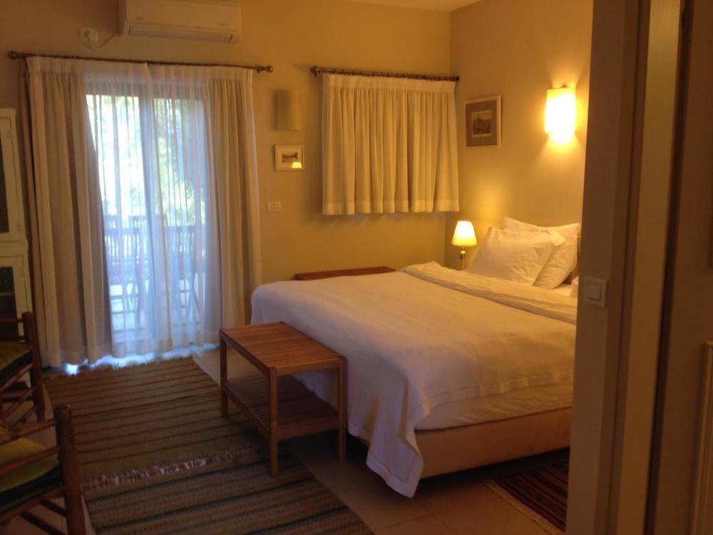 Shulamit Yard Hotel Rosh Pinna Bagian luar foto
