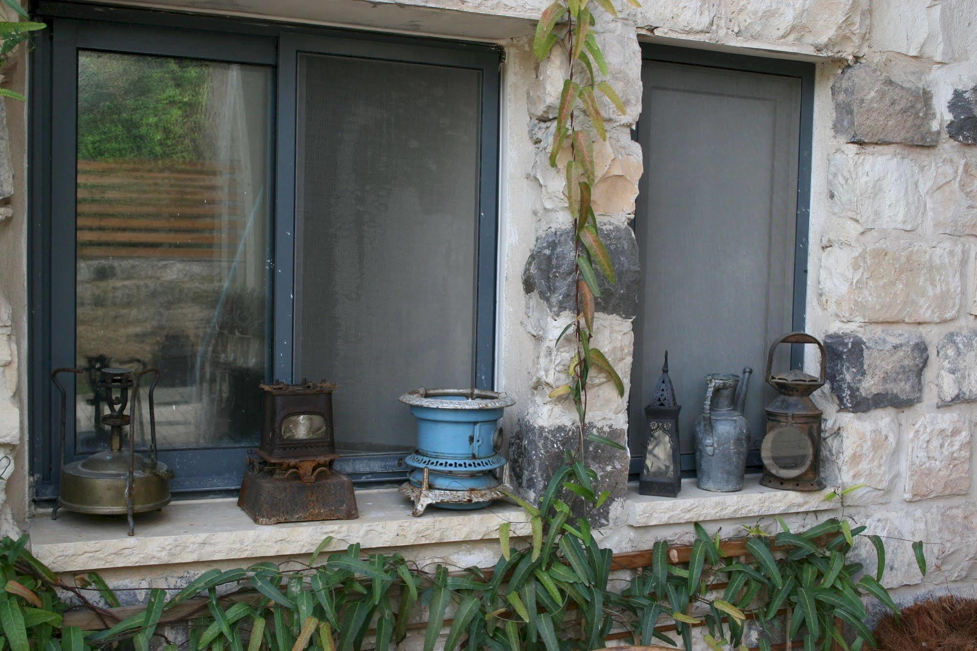 Shulamit Yard Hotel Rosh Pinna Bagian luar foto